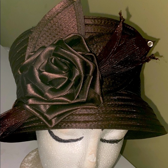 Beautiful Church / Dress Hat by Frank Olive - Picture 1 of 10
